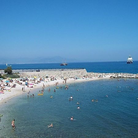 2 Bedroom Modern Apartment In Antibes With Sea View 외부 사진