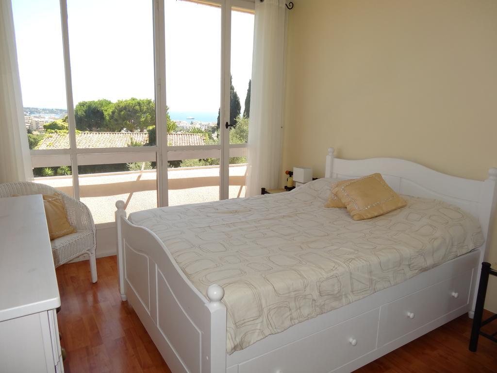 2 Bedroom Modern Apartment In Antibes With Sea View 객실 사진
