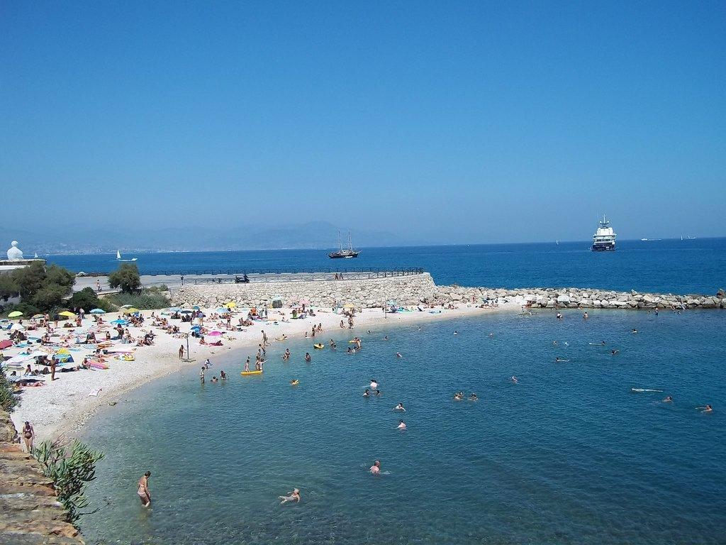2 Bedroom Modern Apartment In Antibes With Sea View 외부 사진